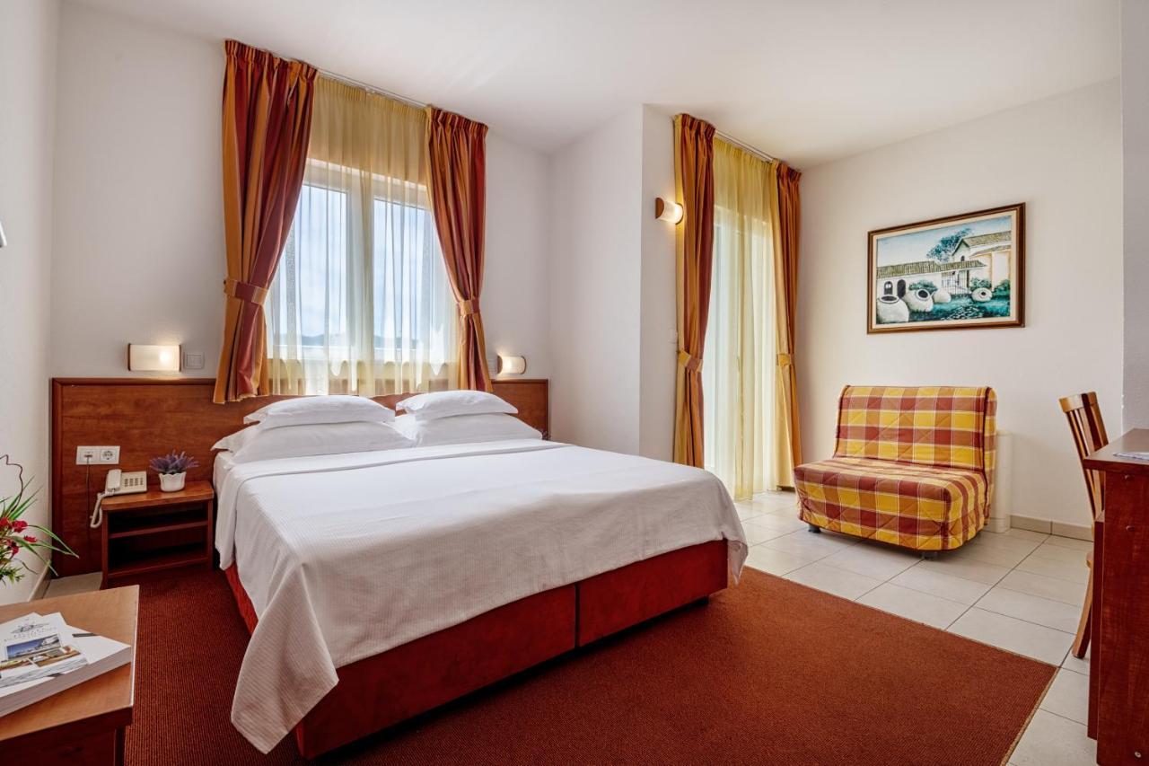 Hotel Posejdon Neum Bagian luar foto