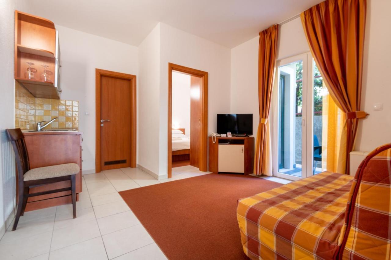 Hotel Posejdon Neum Bagian luar foto