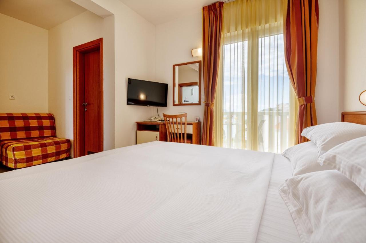 Hotel Posejdon Neum Bagian luar foto