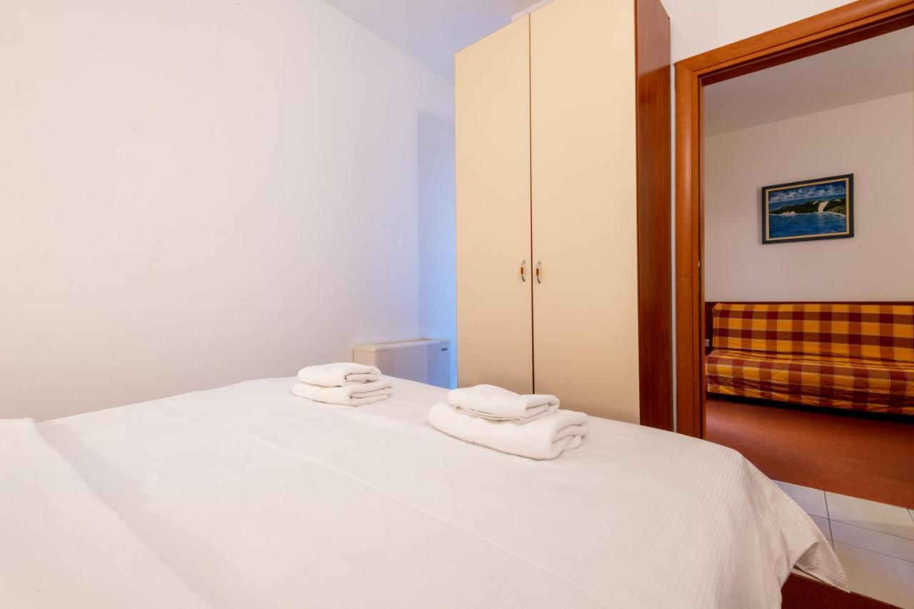 Hotel Posejdon Neum Bagian luar foto